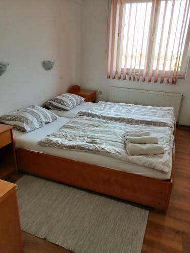 Bed & Breakfast ?ulenti? Sobe I Restoran