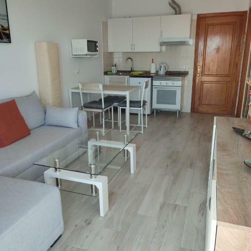 Apartamento Amadores Balcony - With Ocean View.