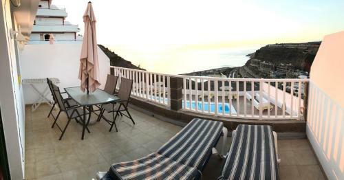 Apartment With Big Pool And Sea View