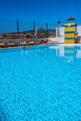 Apartment With Big Pool And Sea View