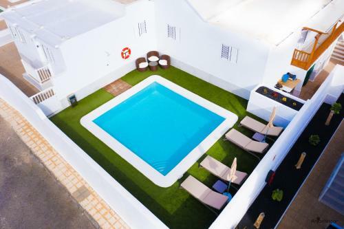 Apartamentos Anjomacar I