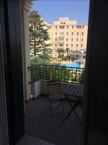 Apartamento Cheap & Chic Thermae&relax