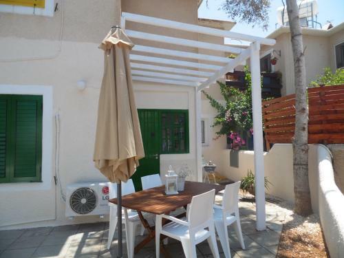 Magnolia Apartment
