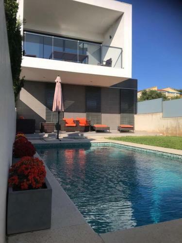 Luxus Chalet Casas Blancas