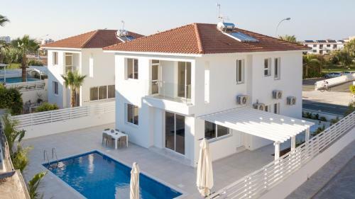 Pernera Family Villas