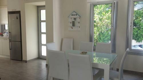 Villa Family Home