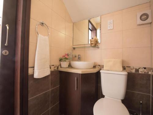 Orange Villa 3 Bedroom With Pool