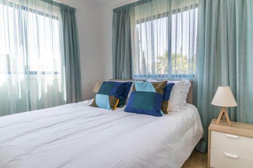 Fig Tree Beach Houses In The Heart Of Protaras