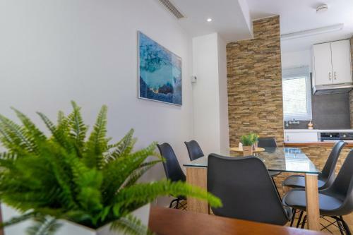 Fig Tree Beach Houses In The Heart Of Protaras