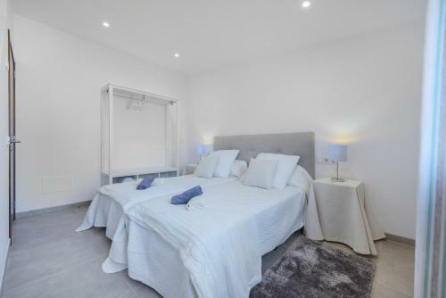 Sa Placeta New Reformed Large Town House With Pool