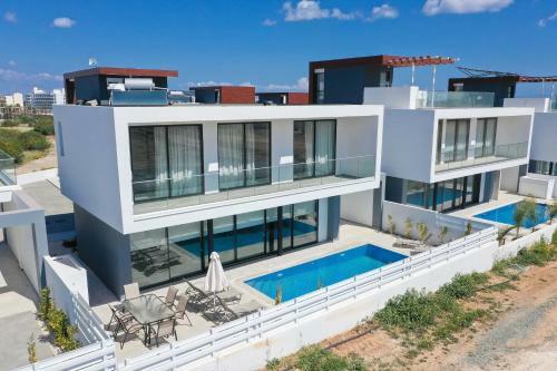 Diamond Villas