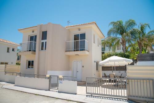 Fig Tree Villa Ekaterina 3 Bdrm