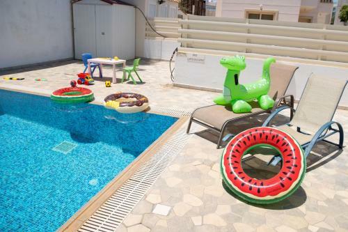 Fig Tree Villa Ekaterina 3 Bdrm