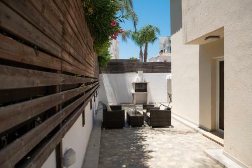 Fig Tree Villa Ekaterina 3 Bdrm
