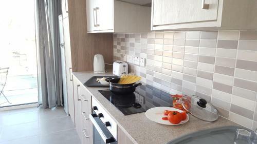 Apartamento Erato - Smashing 1 Bdr Apt In Protaras Centre!