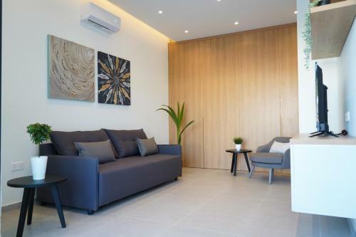 Chrystal Blue Suites Studio Apartment Hermia