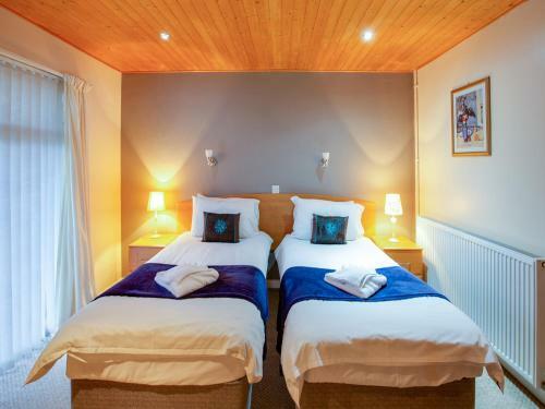 The Lodge Hotel