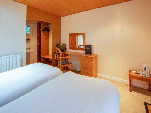 The Lodge Hotel