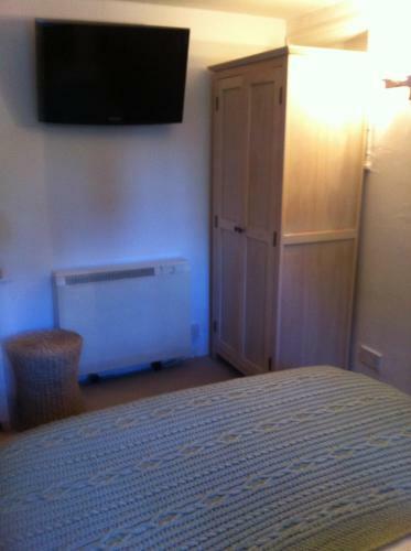 Thatched Farm Bed And Breakfast