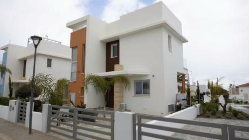Mylos Luxury 3 Bed Villa With Private Pool