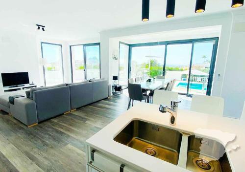 Costablancadreams Villa Hermosa In Calpe