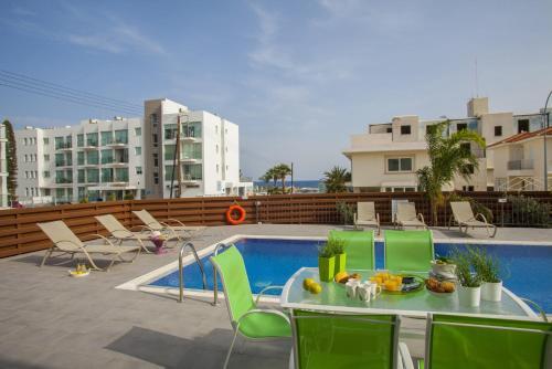 Your Beautiful Holiday Villa Minutes From Fig Tree Bay, Protaras Villa 1517