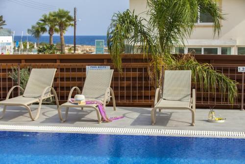 Your Beautiful Holiday Villa Minutes From Fig Tree Bay, Protaras Villa 1517