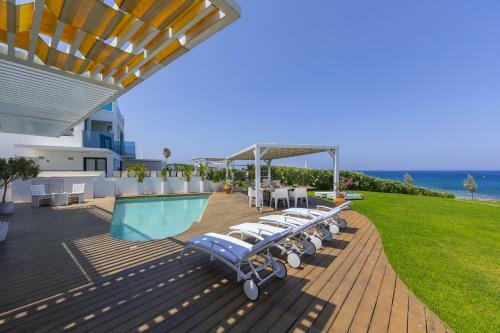 Beachfront Dream Villa