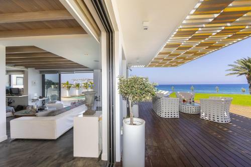 Beachfront Dream Villa
