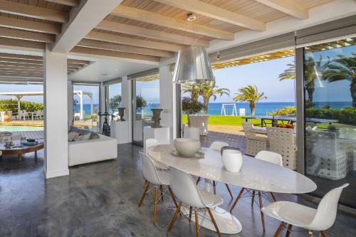 Beachfront Dream Villa