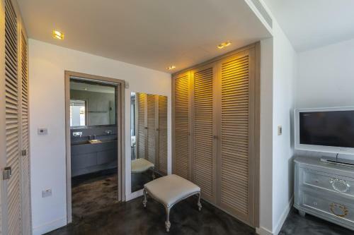 Beachfront Dream Villa