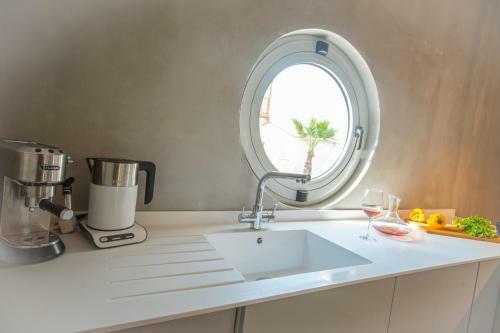 Villa Protaras Art House Seviews