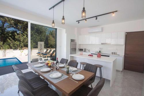 Villa Bleu 2