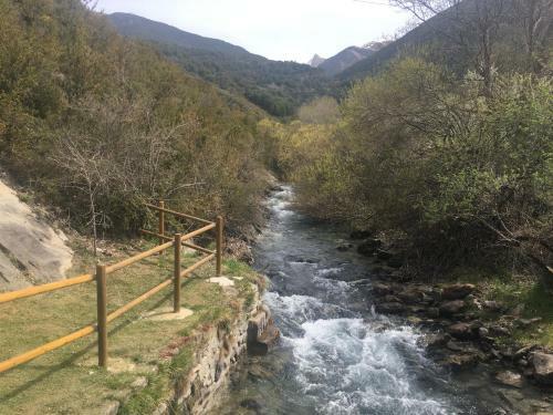 Apartamentos Tur�sticos R�o G�llego (Vut El Canfranero)