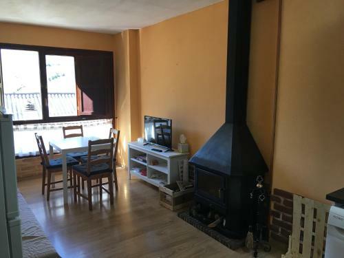 Apartamentos Tur�sticos R�o G�llego (Vut El Canfranero)