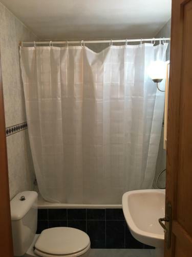 Apartamentos Tur�sticos R�o G�llego (Vut El Canfranero)