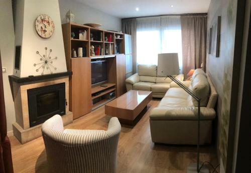 Amplio Apartamento En Canfranc Pueblo