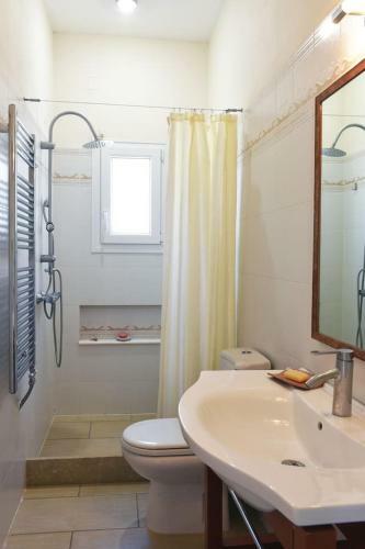 House With Panoramic View Magical Sunset In Syros