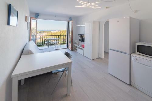 Apartamento Fantastic Renovated Aparment With Views And Pool