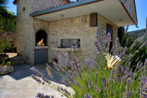 Apartments With A Parking Space Vinisce, Trogir - 14407