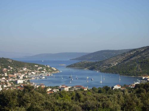 Holiday Home In Vinisce 31084