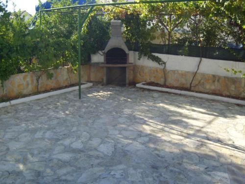 Holiday Home In Vinisce 31084