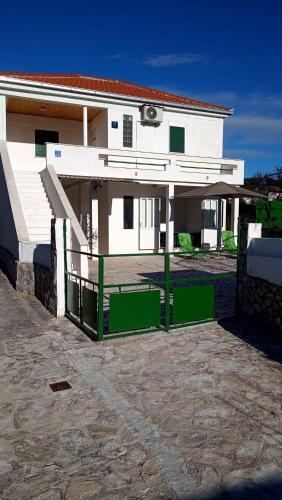 Holiday Home In Vinisce 31084