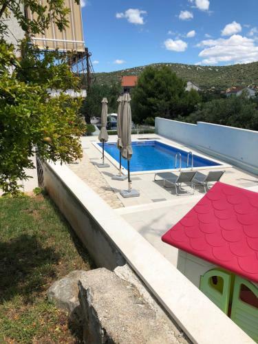 Apartmani Oro?njak