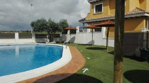 Chalet Pareado Moderno