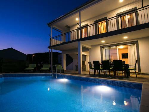 Villa Croatia Sea View With Heated Pool