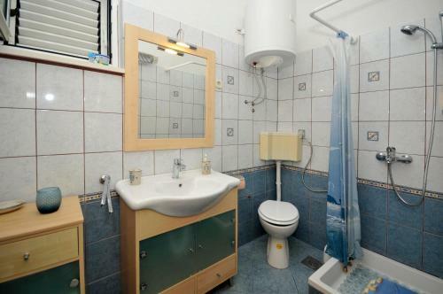 Holiday House Mili