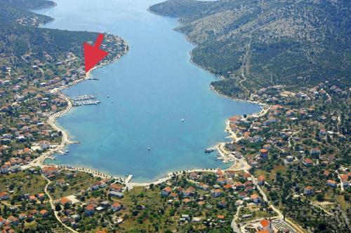 Apartment Astrid 5 M From Beach