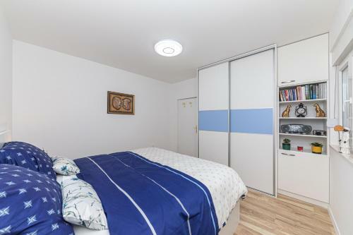 Apartment Astrid 5 M From Beach