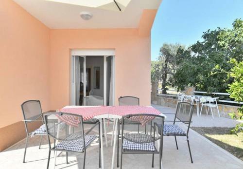 Apartments Josi - 150 M From Sea